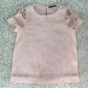 Harlowe & Graham light pink short sleeve top